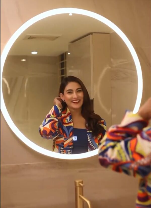 Mehazabien's Signature Smart Mirror